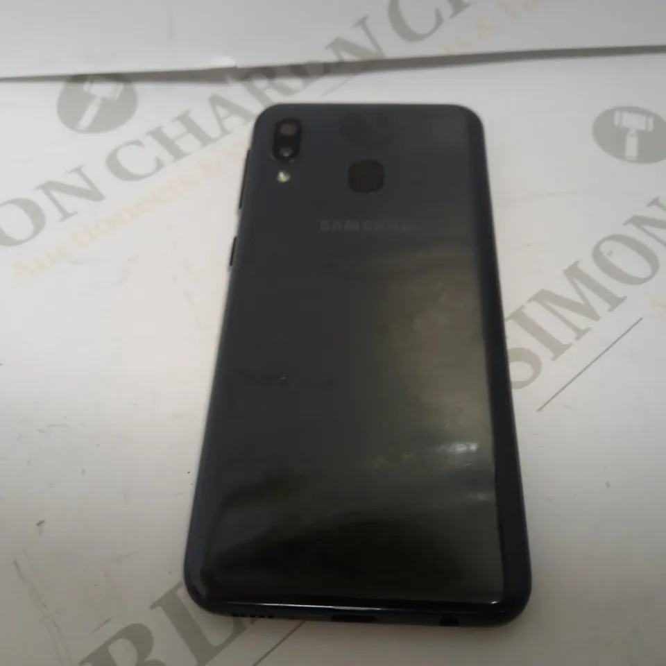 SAMSUNG GALAXY A20E