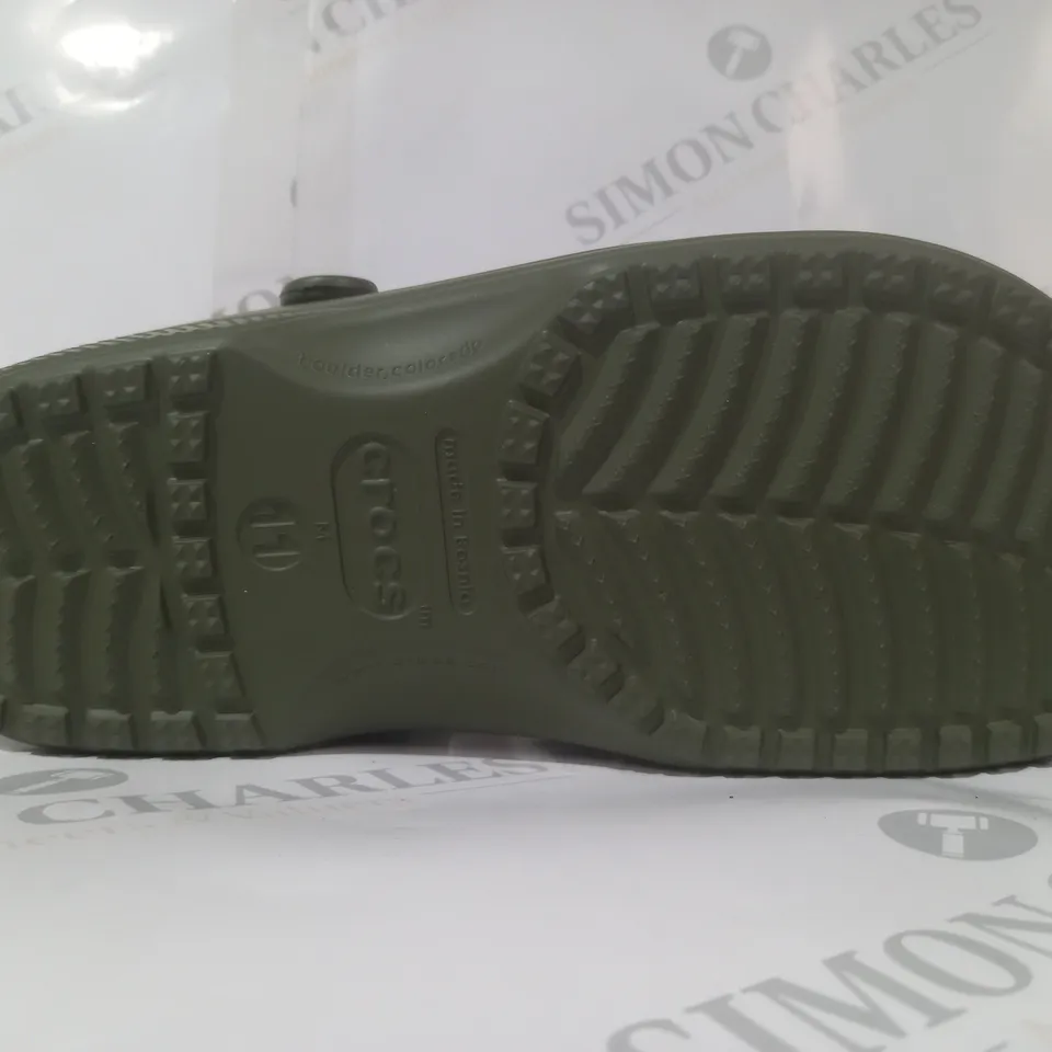 PAIR OF CROCS CLASSIC CLOGS IN SAGE GREEN UK SIZE M10/W11