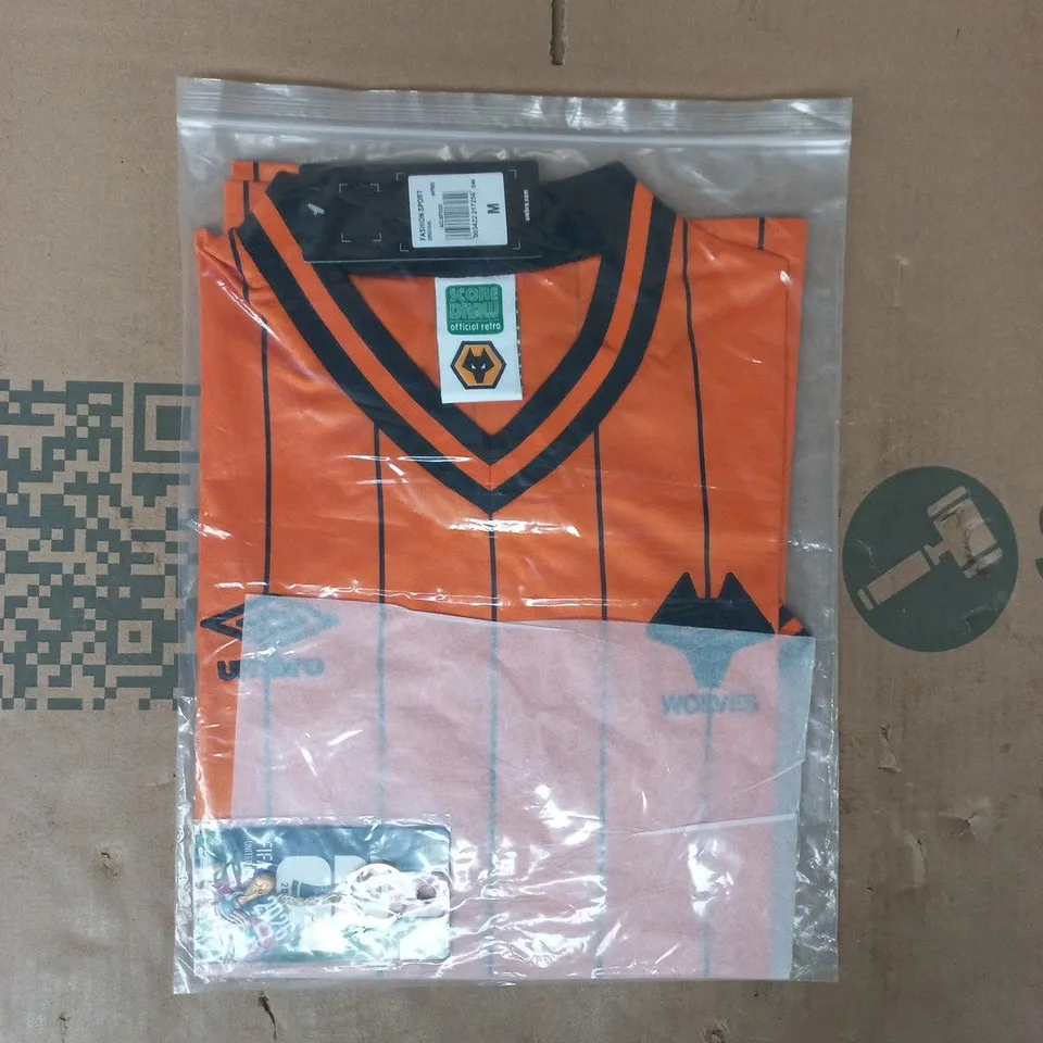 BAGGED WOLVERHAMPTON WANDERERS RETRO 1982-86 HOME JERSEY IN ORANGE SIZE MEDIUM