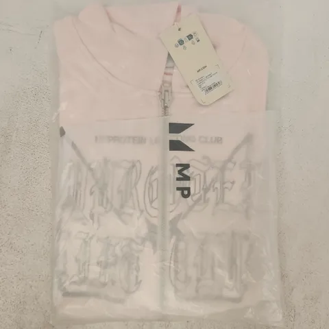 BAGGED MY PROTEIN WOMEN'S LIFT GRAPHIC LIGHTWEIGHT LOOPBACK ZIP-THROUGH HOODIE IN BABY PINK SIZE XS