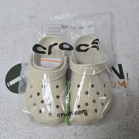 CROCS CLASSIC CLOG - UNISEX, BEIGE, UK SIZE W4 X M6