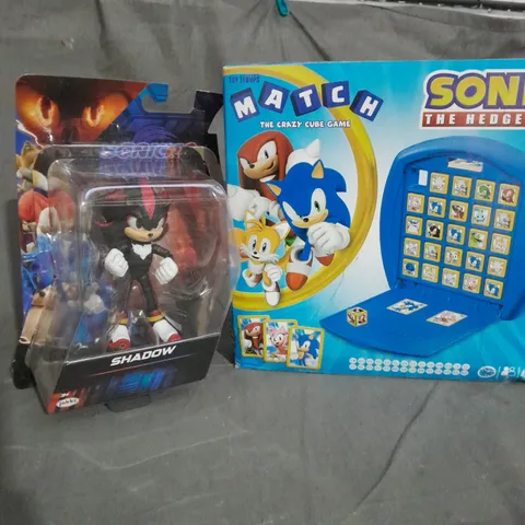 2 SONIC THE HEDGEHOG TOYS TO INCLUDE SHADOW ACTION FIGURE AND MATCH THE CRAZY CUBE GAME