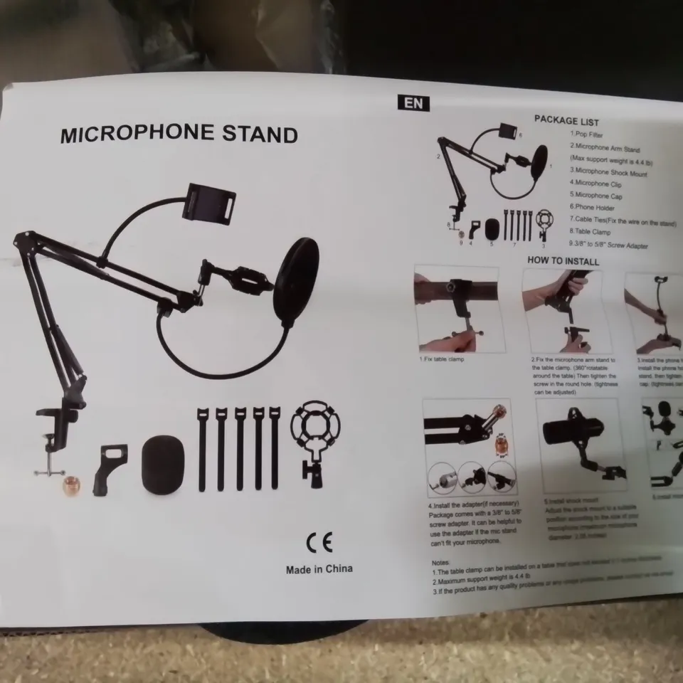 BOXED MICROPHONE STAND WITH POP FILTER 