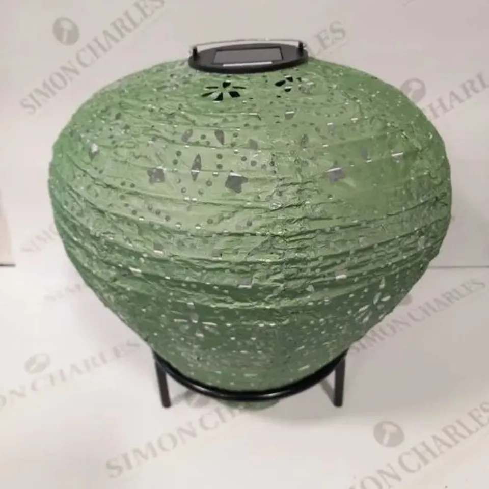 5 BRAND NEW LUX FORM LIGHTING TYVEK SOLAR LANTERN WITH STAND BALLOON- TEAL
