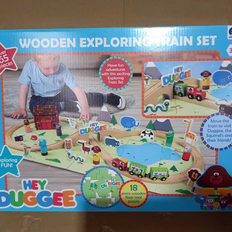 HEY DUGGEE TRAIN SET  RRP £29.99