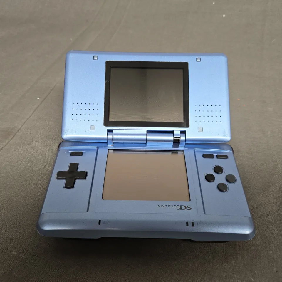 ORIGINAL NINTENDO DS BLUE HANDHELD SYSTEM