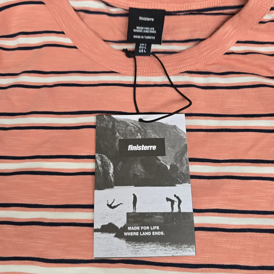 FINISTERRE CHANNEL SS TEE – CLAY STRIPE – UK L