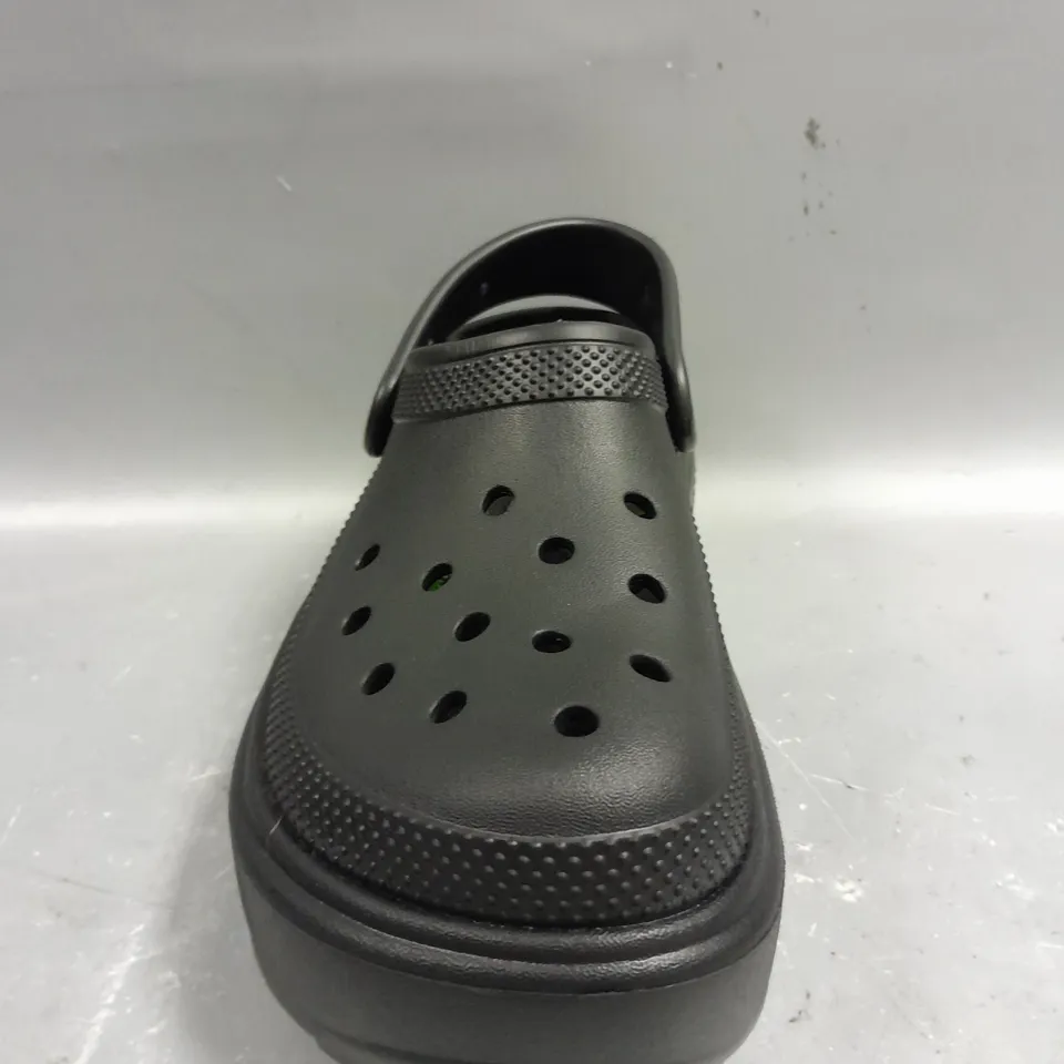 PAIR OF CROCS STOMP CLOGS IN BLACK - 5