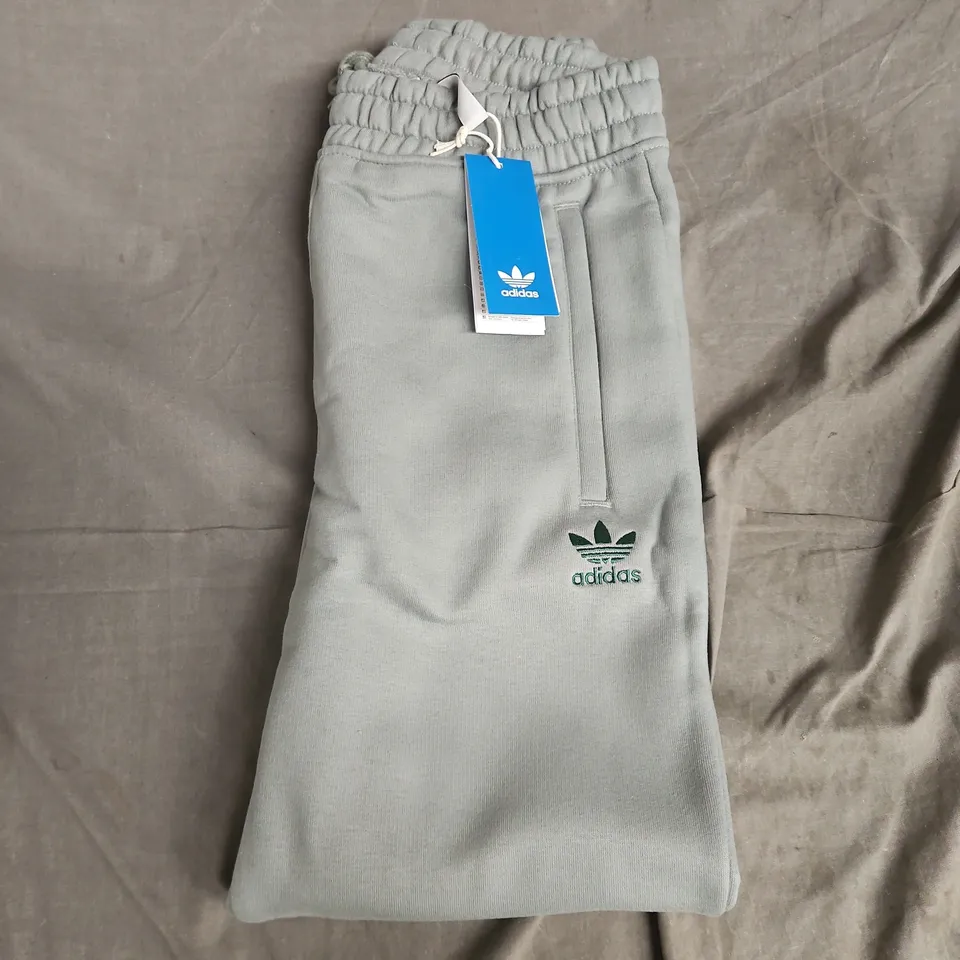 ADIDAS ORIGINALS GREEN SWEATPANTS WITH LOGO - SMALL