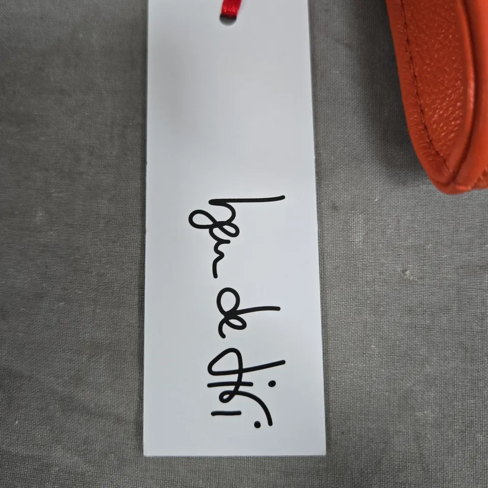 BEN DE LISI ORANGE LEATHER CROSSBODY BAG 