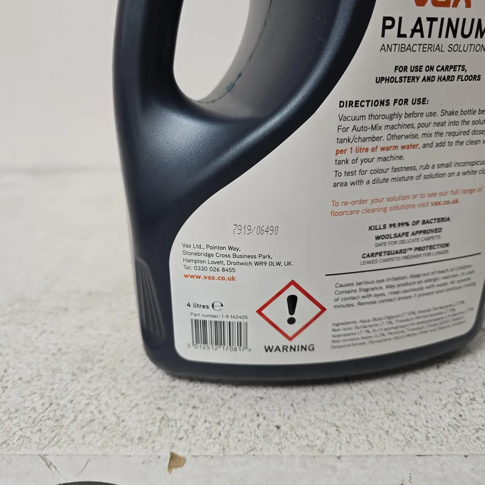 VAX PLATINUM ANTIBACTERIAL CARPET CLEANING SOLUTION – 4-LITRE BOTTLE