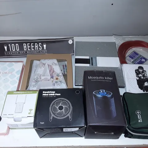 LARGE QUANTITY OF ASSORTED HOUSEHOLD ITEMS TO INCLUDE SMART KEYBOARD CASE FOR IPAD PRO 12.9", GLITTER PLACEMATS AND MOSQUITO KILLER