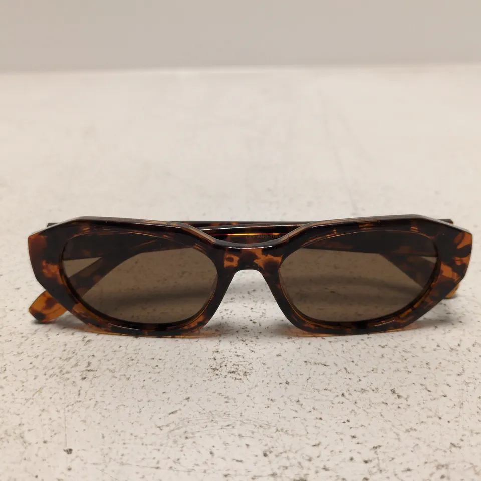 MELLER SUNGLASSES – TORTOISESHELL FRAME