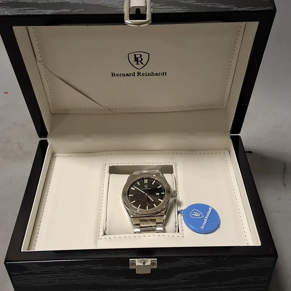 BERNARD REINHARDT STAINLESS STEEL BLACK FACED GENTS WATCH IN GIFT BOX