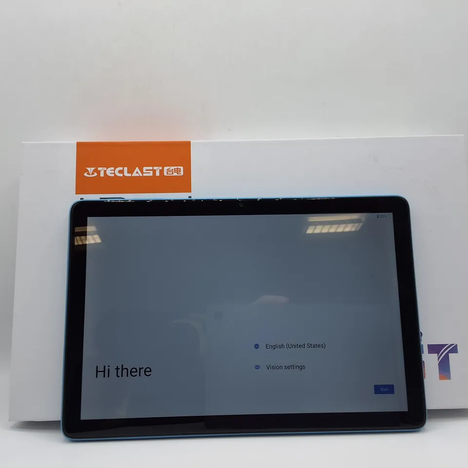 BOXED TELECAST P33 10.1" 9/64GB TABLET IN BLUE