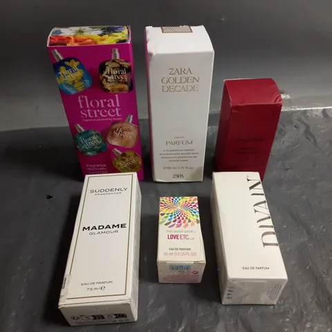 BOX OF APPROXIMATELY 6 ASSORTED BOXED FRAGRANCES TO INCLUDE - DISCOVER SPICED BERGAMONT - THE BODY SHOP LOVE ETC - FLORAL STREET DISCOVERY WARDROBE - ETC