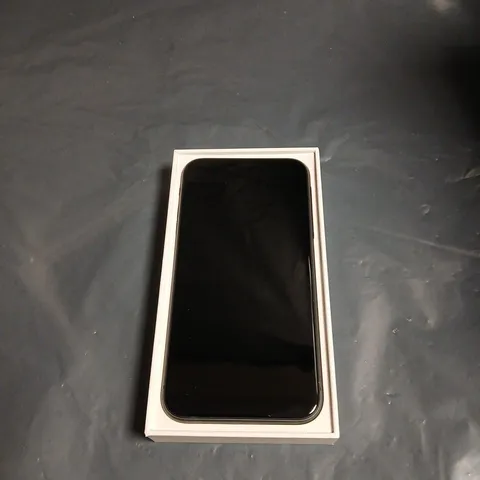 APPLE IPHONE 11 – BLACK – BOXED