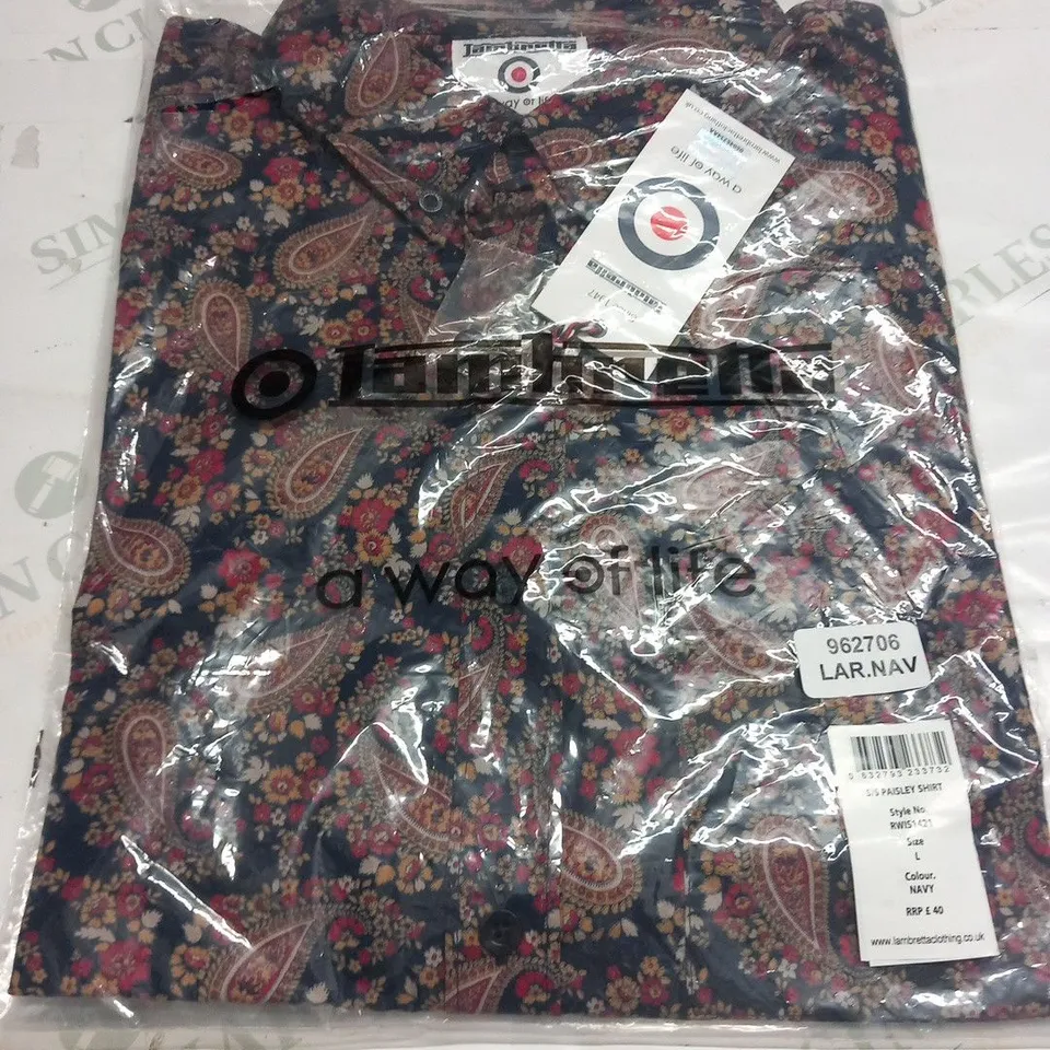 LAMBRETTA PAISLEY SHIRT - SIZE LARGE