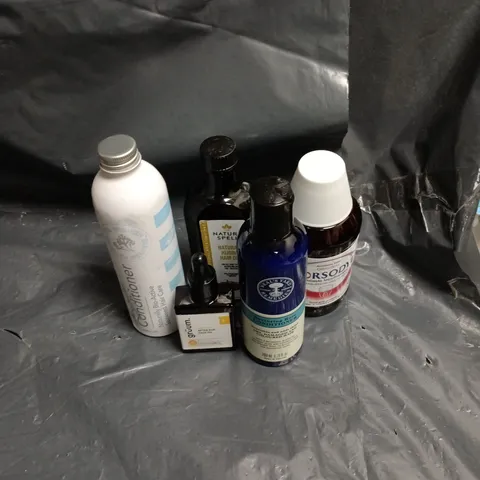 BOX OF APPROXIMATELY 25 ASSORTED COSMETIC ITEMS INCLUDING CORSODYL, NEALS YARD CONDITIONER, GRUM FACE OIL AND NATURE SPELL HAIR OIL
