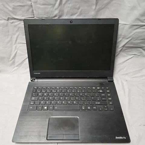 TOSHIBA SATELLITE PRO R40-C LAPTOP 