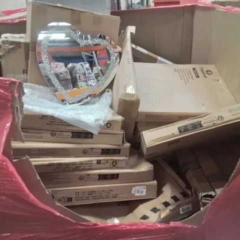 PALLET CONTAINING VARIOUS ASSORTED BOXED HOUSEHOLD ITEMS TO INCLUDE: ELEPHANT ROCKING HORSE, TOILET SEATS, HEART SHAPED WALL MIRROR, SILICONE BATH MAT AND LOTS MORE UNMARKED BOXED ITEMS