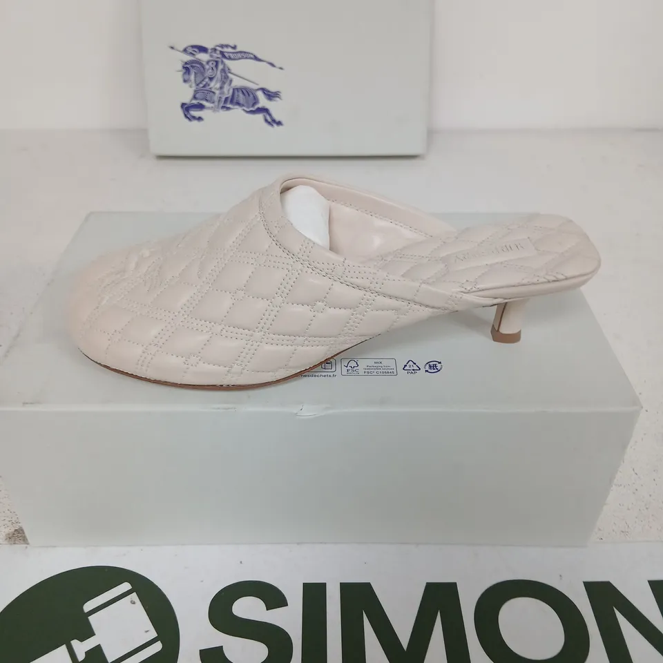 BURBERRY BEIGE QUILTED LEATHER MULES – UK4 / EU37, MADE IN ITALY