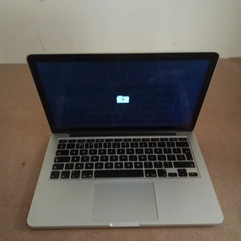 APPLE MACBOOK PRO (A1502)