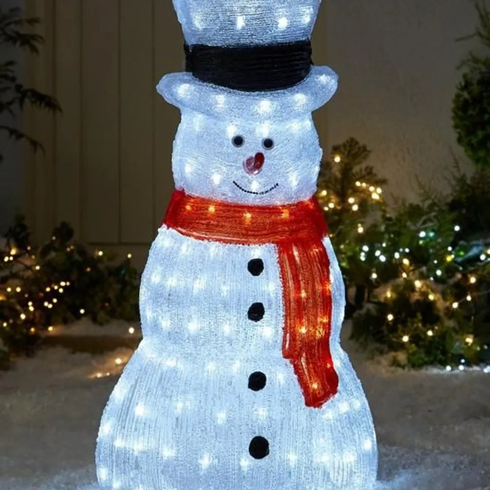 BOXED ACRYLIC OUTDOOR 70 CM LIGHT UP SNOWMAN (1 BOX) RRP £69.99