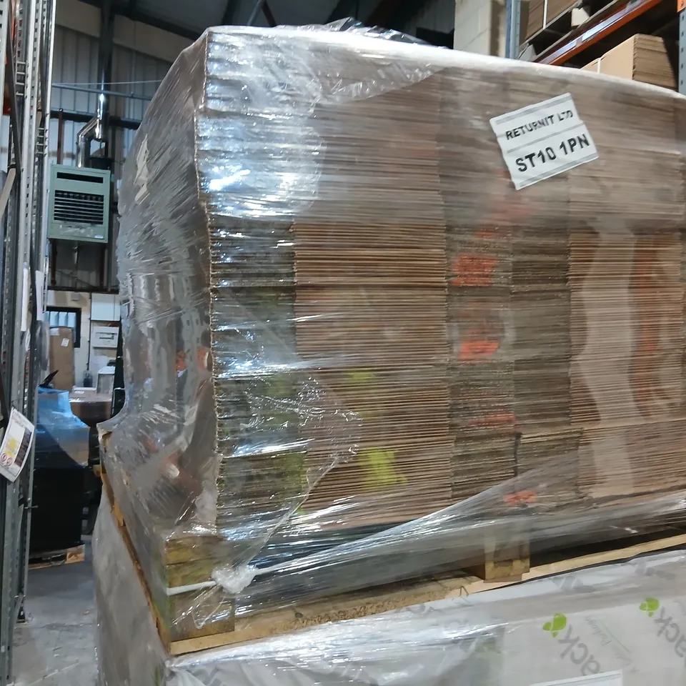 PALLET CONSISTING OF A LARGE QUANTITY OF ST101PN CARDBOARD BOXES