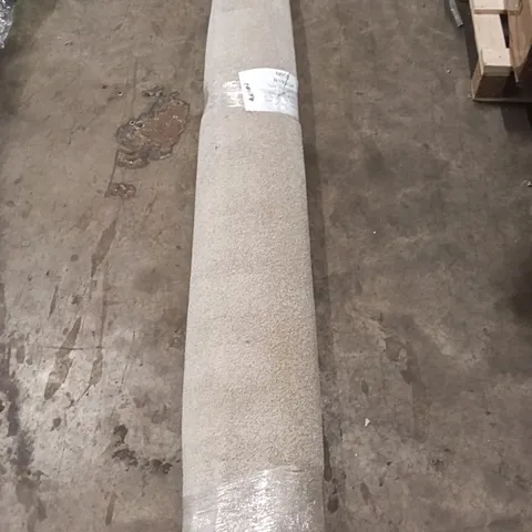 ROLL OF QUALITY TWIST HEATHERS APPROX SIZE: 1.70M X 4.00M