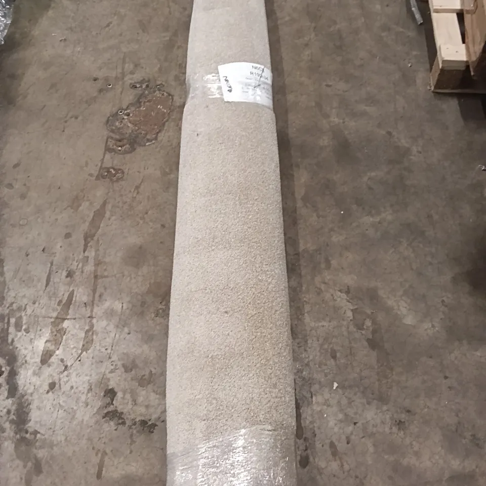ROLL OF QUALITY TWIST HEATHERS APPROX SIZE: 1.70M X 4.00M