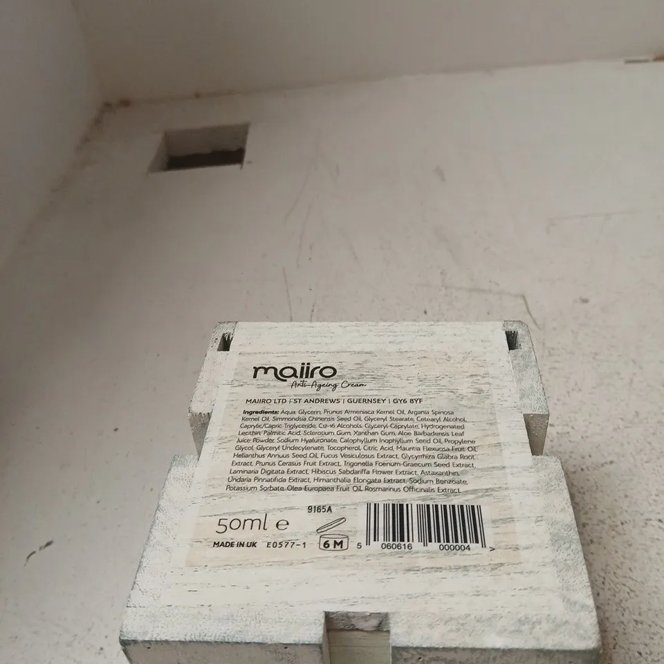 BOX OF APPROXIMATELY 36 X MAIIRO ANTI-AGEING CREAM - 50ML
