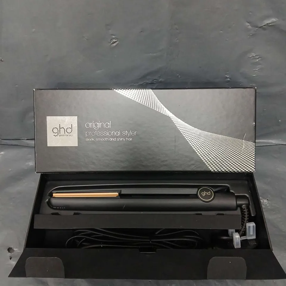 BOXED GHD ORIGINAL HAIR STRAIGHTENERS 