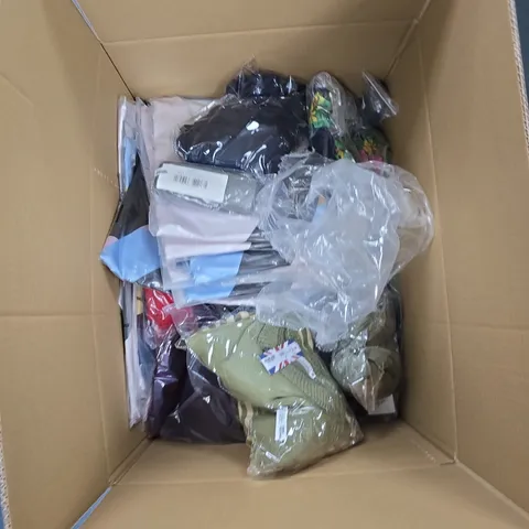 BOX OF APPROXIMATELY 20 ASSORTED CLOTHING ITEMS TO INCLUDE: & MAISI TEDDY FLEECE COAT