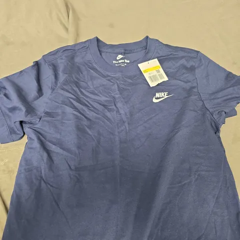 NIKE MENS STANDARD FIT T-SHIRT IN NAVY - S