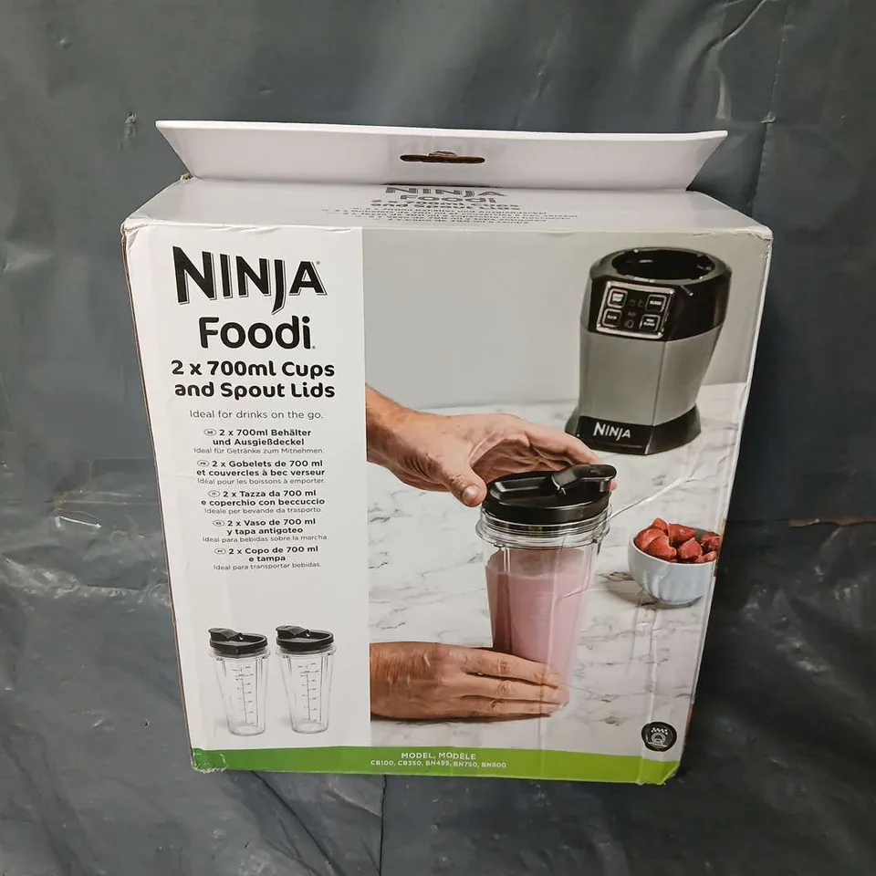 BOXED NINJA FOODI 2x700ml CUPS AND SPOUTS WITH LIDS