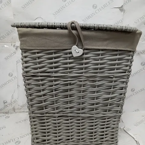 GREY LAUNDRY BASKET 