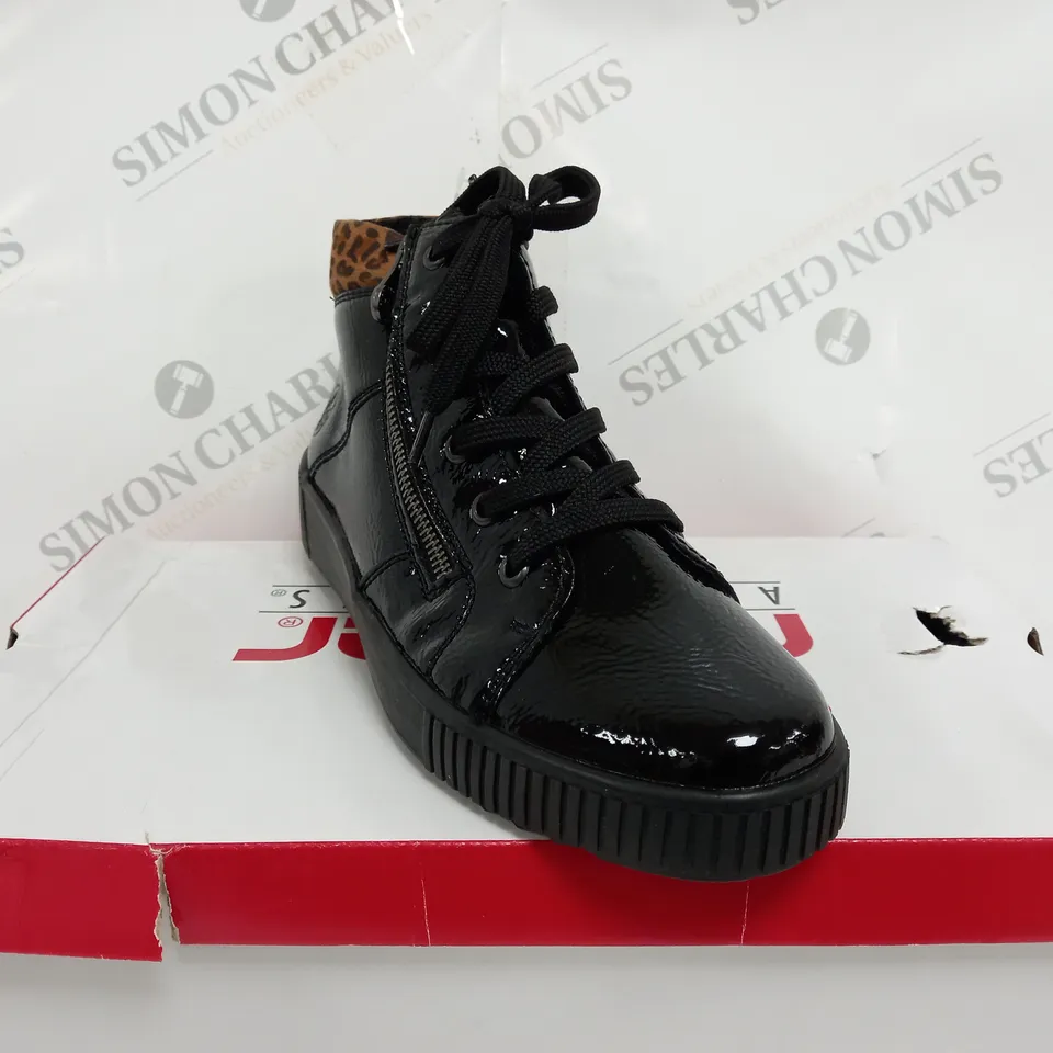 BOXED PAIR OF RIEKER HI TOP TRAINERS IN BLACK UK SIZE 6