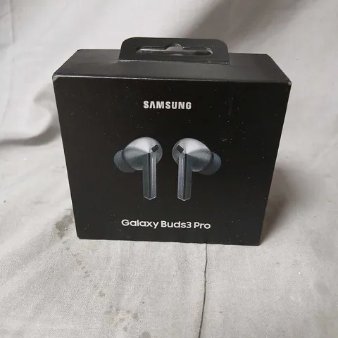SAMSUNG GALAXY BUDS3 PRO TRUE WIRELESS EARBUDS WITH CHARGING CASE – BOXED