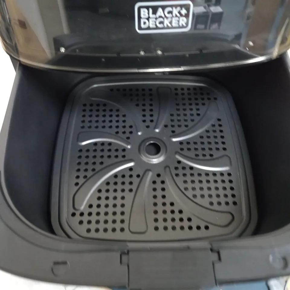 BLACK & DECKER 7L AIR FRYER 