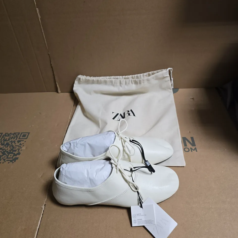 ZARA WHITE WOMEN'S SHOES – EUR SIZE 39