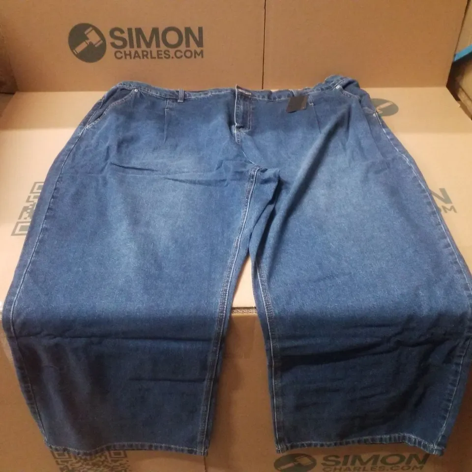 BOX CONTAINING APPROXIMATELY 15 BRAND NEW SIMPLY BE MID BLUE PLEAT DETAIL WIDE LEG JEANS - SIZE 28R