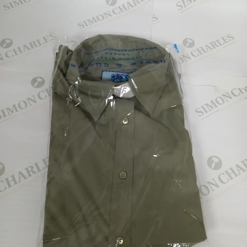 HAWES AND CURTIS KHAKI BUTTON SHIRT SIZE 12