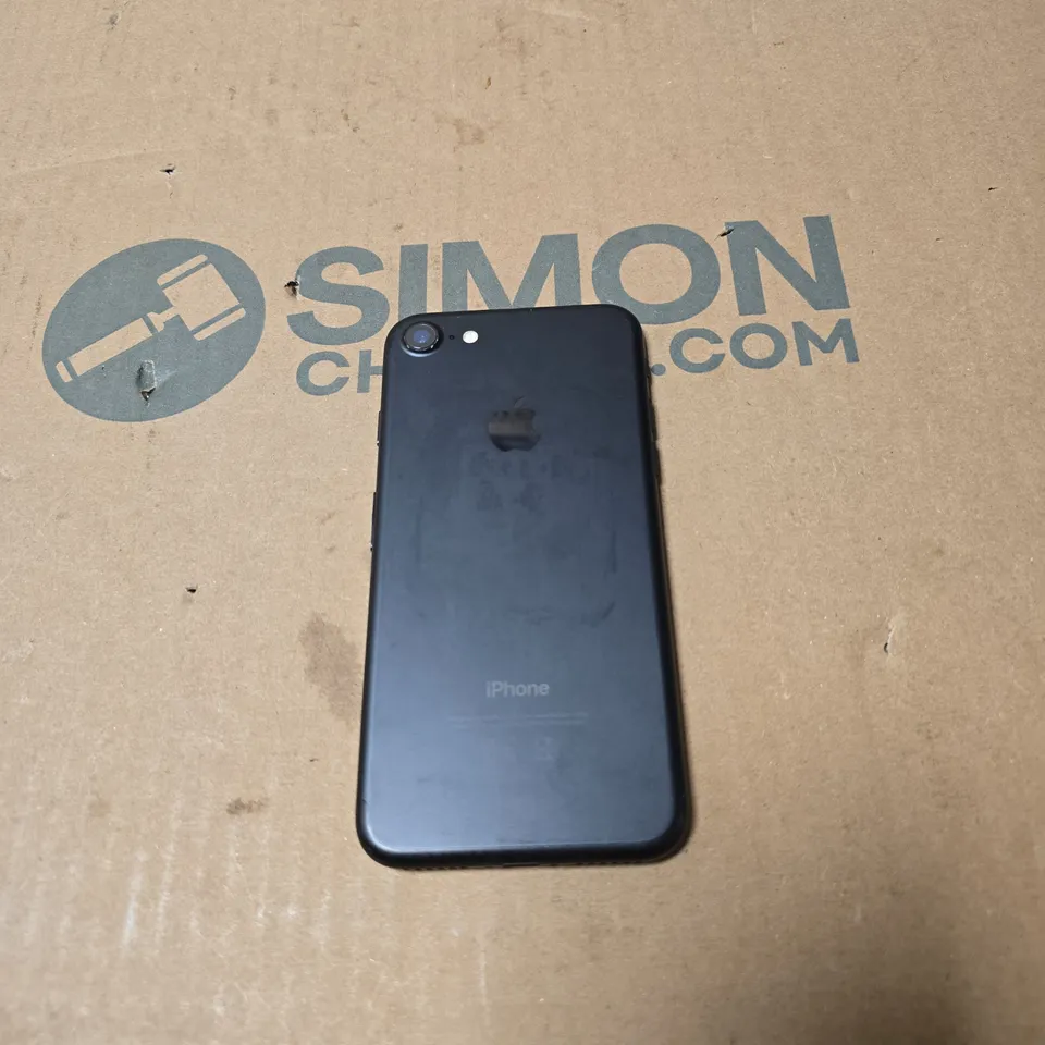 APPLE IPHONE 7 BLACK