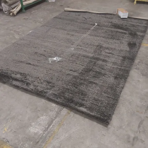 QUALITY DESIGNER RUG - APPROXIMATELY 337 x 240cm