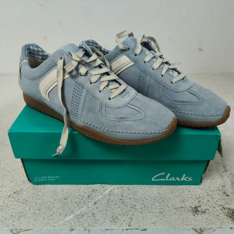 CLARKS MERIDOR LO TRAINER - 6