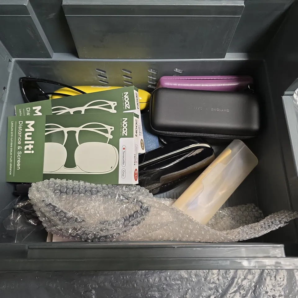 ASSORTED GLASSES, CASES AND ACCESSORIES