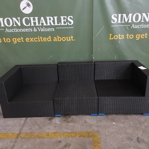 DESIGNER 3-PIECE RATTAN GARDEN SOFA