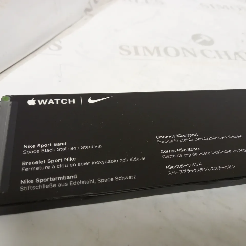 APPLE WATCH NIKE SPORT BAND WITH SPACE BLACK STAINLESS STEEL PIN 41MM - ANTHRACITE/BLACK