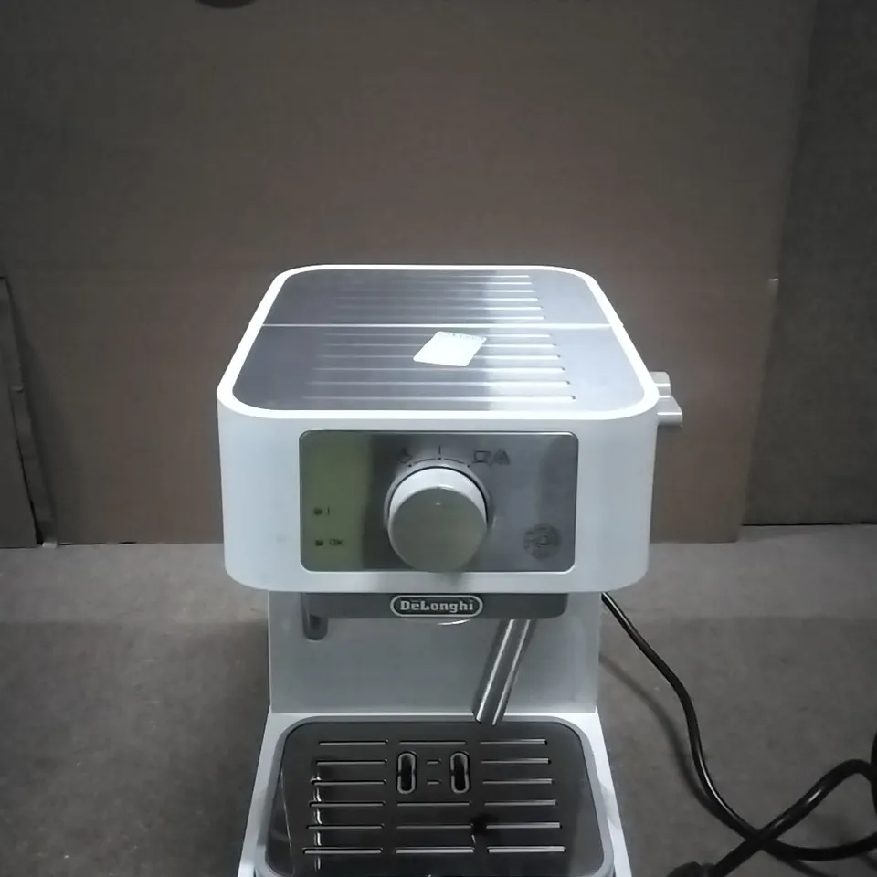 BOXED DELONGHI STILOSA ESPRESSO AND CAPPUCCINO COFFEE MAKER 